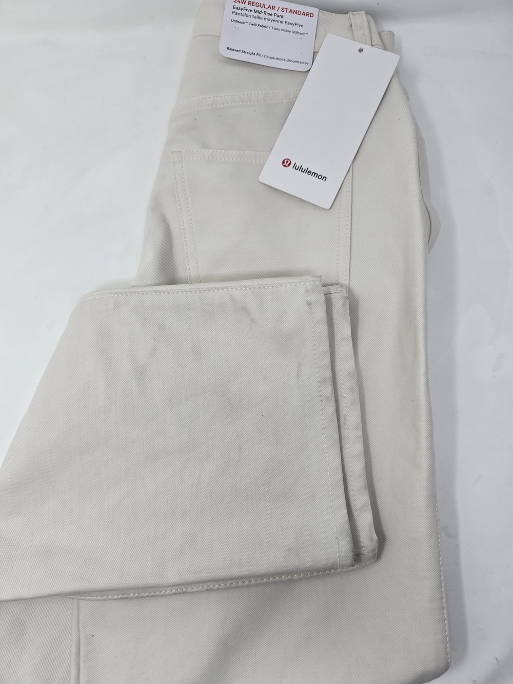 Lululemon EasyFive Mid-Rise Relaxed-Straight Pant
Regular